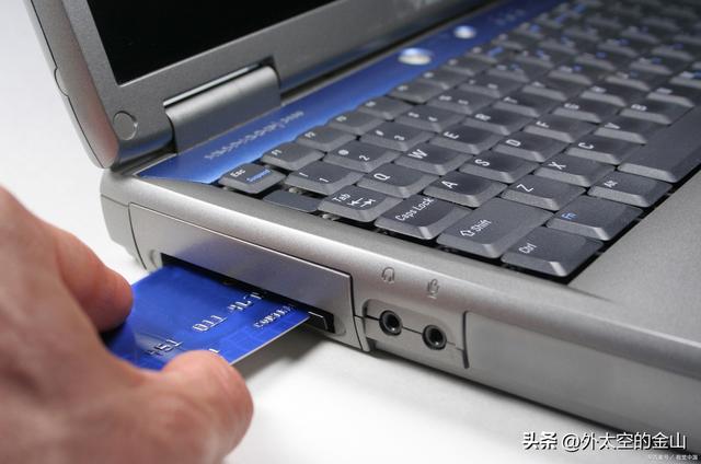 电脑连接 WiFi 全流程指南（多系统适用）