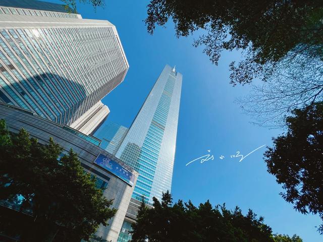 广州被遗忘的地标：曾是中国第一高楼，如今却被广州塔盖过风头？