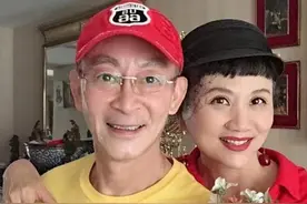 六小龄童金屋藏娇35年的妻子，原来是西游记中的她，难怪藏着掖着图片