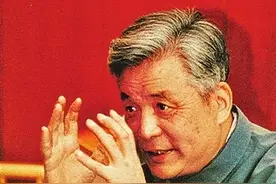 历史人物简介---两弹一星邓稼先图片