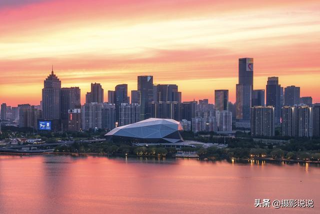 中国醉美地标集-定都阁、丽江古城、七彩丹霞、三潭映月