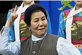 识破间谍暴露台词，赵丽蓉逝世23年后，多家官媒仍发文怀念图片