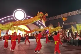 龙腾四海 舞动八桂！2024年广西首届舞龙公开赛在南宁激情上演图片