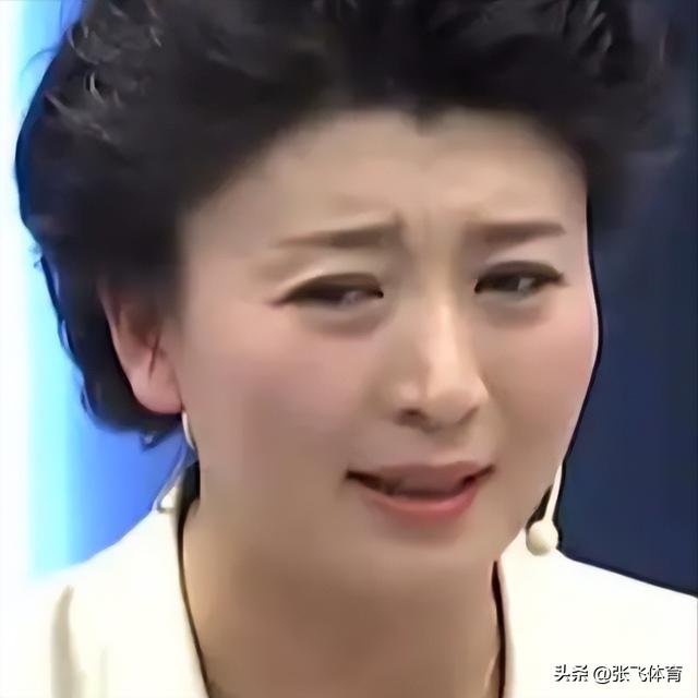 闫学晶丑闻再曝！一人已被拘留，婚变内幕被扒	，亲手拔父亲氧气管