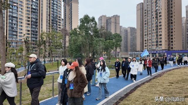 烟火与绿意相映 四川网络名人解锁市中区新魅力