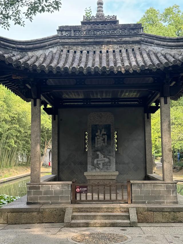 比成都更慢生活的城市，一座“没有围墙的博物馆”，超爱没有之一