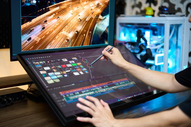 重新定义创作效率：宏碁ProCreator PE320QXT 6K触控显示器深度体验