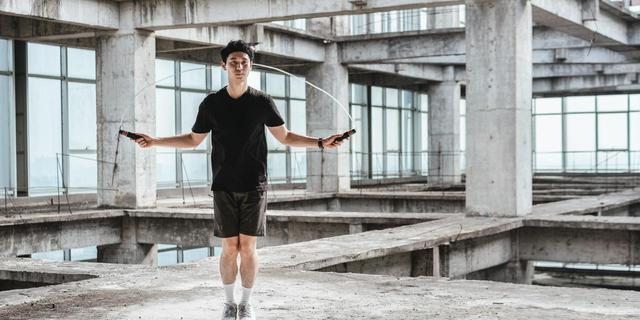 每天1000个跳绳	，除了瘦下来，你还会收获什么好处