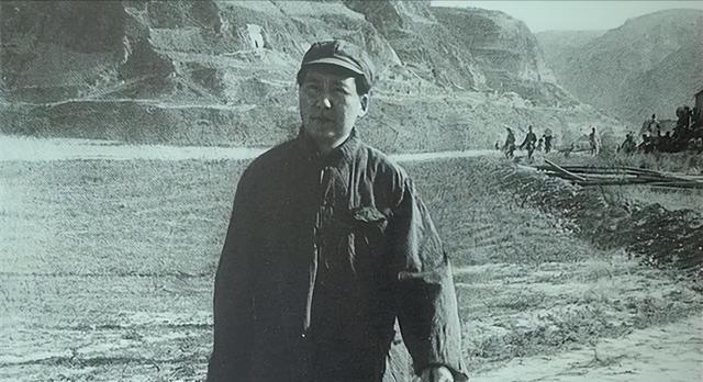 2007年薄一波去世后	，子女公开发布声明，澄清了他身上的两大谣言