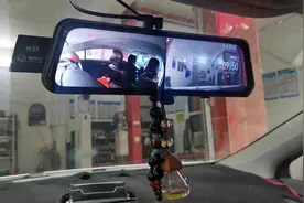 车内摄像头要不要关闭？这是安全保护还是大型社死现场？图片