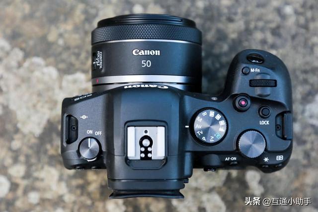 佳能RF 50mm F1.8 STM镜头评测——高性价比的实用之选