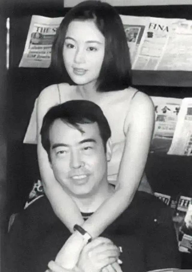 她一生 “风流成性、老少通吃”，撩汉无数，现如今56岁却依旧单身