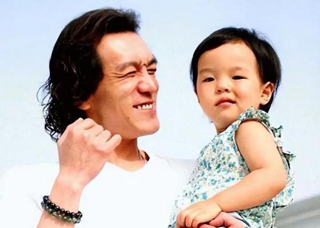 李咏也没想到，自己离世8年后，23岁的女儿会选择一条“不归路”