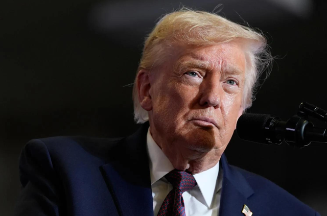 不到24小时，美军不宣而战！近百炸弹被投下，626次空袭惹恼全球