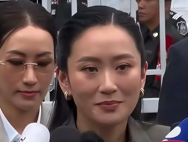 76岁高龄他信被判服刑一年，佩通坦彻底认命，感谢泰王法外开恩
