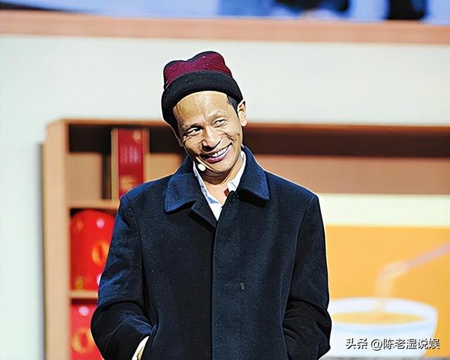 善恶到头终有报！成名后就抛妻娶粉的宋小宝，如今的下场大快人心