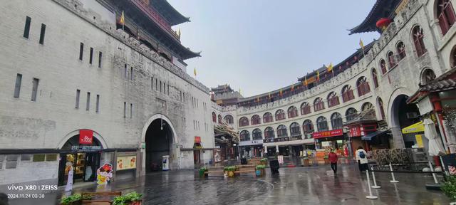 丽景门登临记：在晨光中叩问一座城