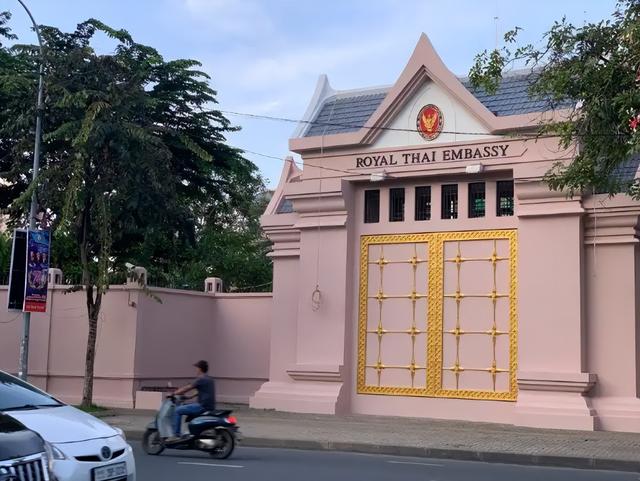 泰国新武器猛打柬埔寨，洪森对华求助；中方出高招，锁死东盟大局