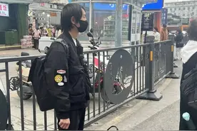 41岁歌手宣布复出，有歌迷跨省捧场！他的代表作很多人都听过……图片