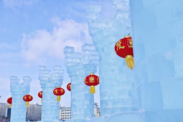 冰雕雪雕齐上阵！长春新民大街变梦幻冬日乐园