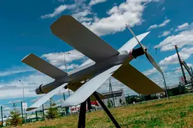 俄打造50万无人机大军，直接颠覆战场作战规则，西方坦克有来无回图片