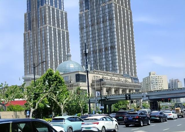 上海藏着五万日本人：不旅游只扎根！一旦开战	，后果不堪设想