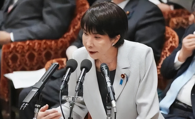 高市拒绝认错，6国为日本撑腰，中方措辞变了，我军穿过大隅海峡