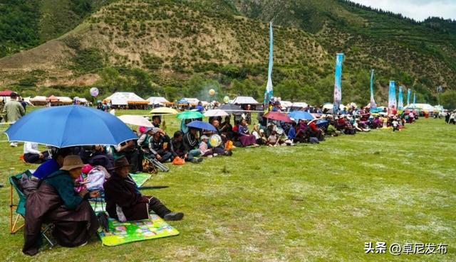 在江迭公路上，探秘百岁老人的长寿密码