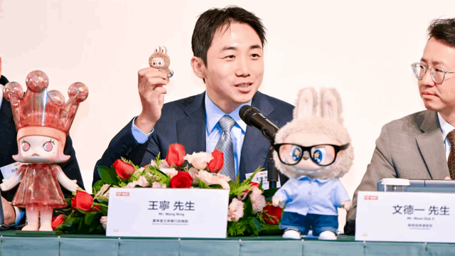 首发71万单现货，迷你LABUBU抛弃了黄牛