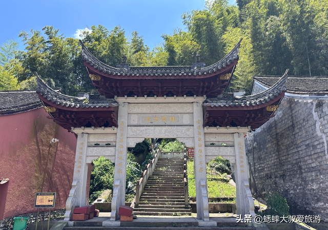 这个浙江诗意古村落满分，“古道红枫建筑”齐全，可解锁秋日盛景