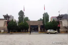 八仙庵里的一幅对联图片