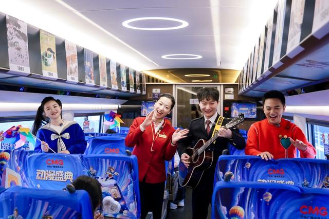 潮玩保定·次元共鸣！大头儿子携金豆哥哥，乘动漫专列赴古城之约