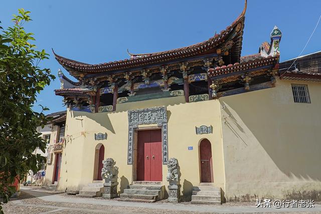 走遍福建古村落，一座千年太后坊一条百年奈何桥，白云山下晓阳村