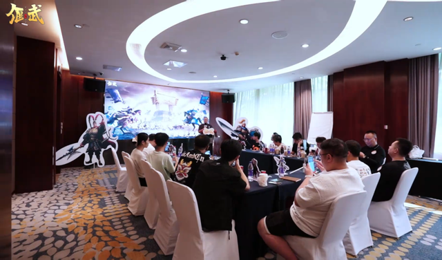 争夺九鼎的背后，是《偃武》与玩家“共创天下”的决心