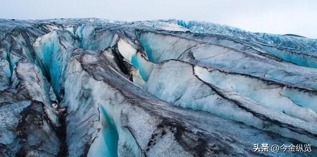 5000米高原"升龙"烟花秀：一场哗众取宠的胡闹，高原生态却在哭泣