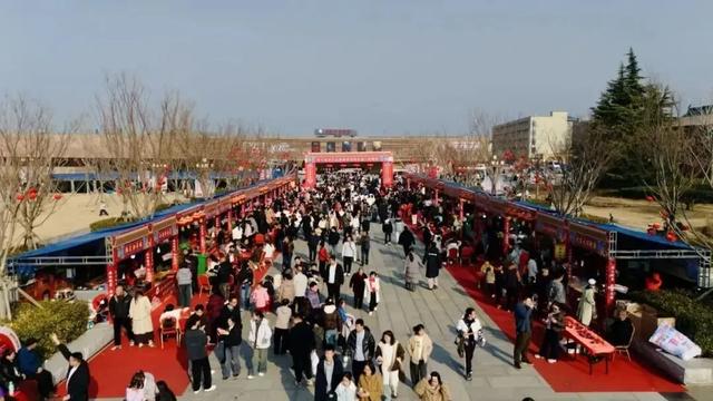 精彩纷呈!大年初三,运城各大景区车水马龙!