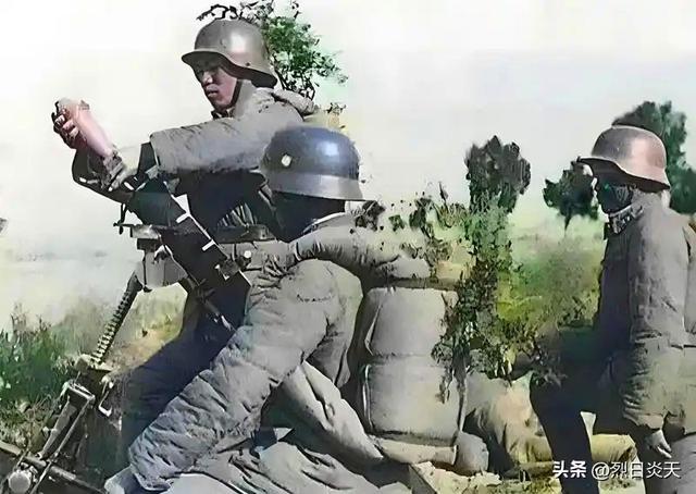 抗战爆发前，各派系主要生产山炮，国民政府兵工厂却大量造迫击炮