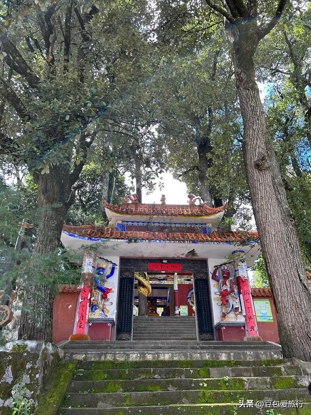探秘楚雄——穿越亿万年时光之旅
