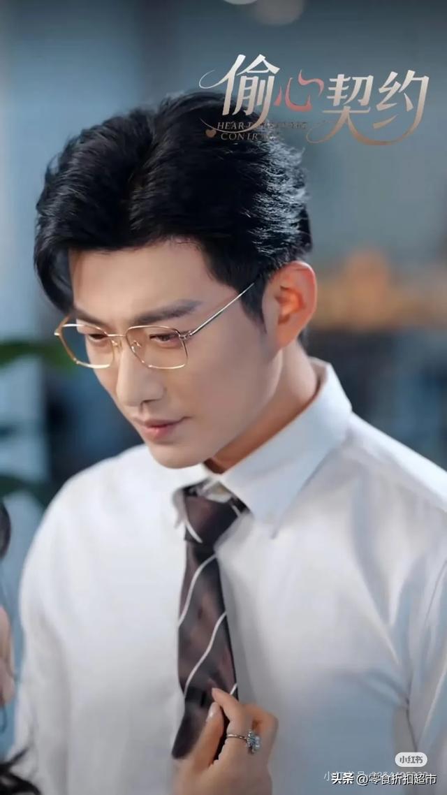 我的天！没想到他们是真情侣，难怪短剧中吻戏那么自然又投入
