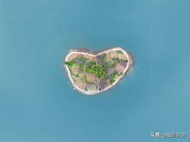 中国醉美地标集：贡嘎雪山、九寨沟、洱海、鸣沙山、万佛塔