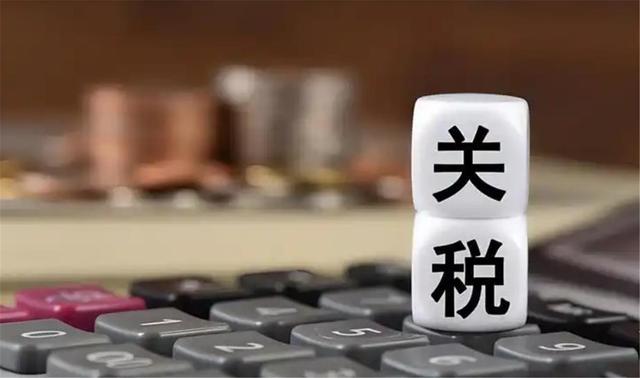 美国逼G7对中国下战书，英国当了美国“叛徒”，速奔北京提新要求