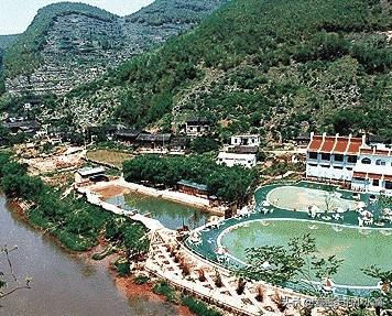 重庆统景温泉：冷热相融的巴渝奇境