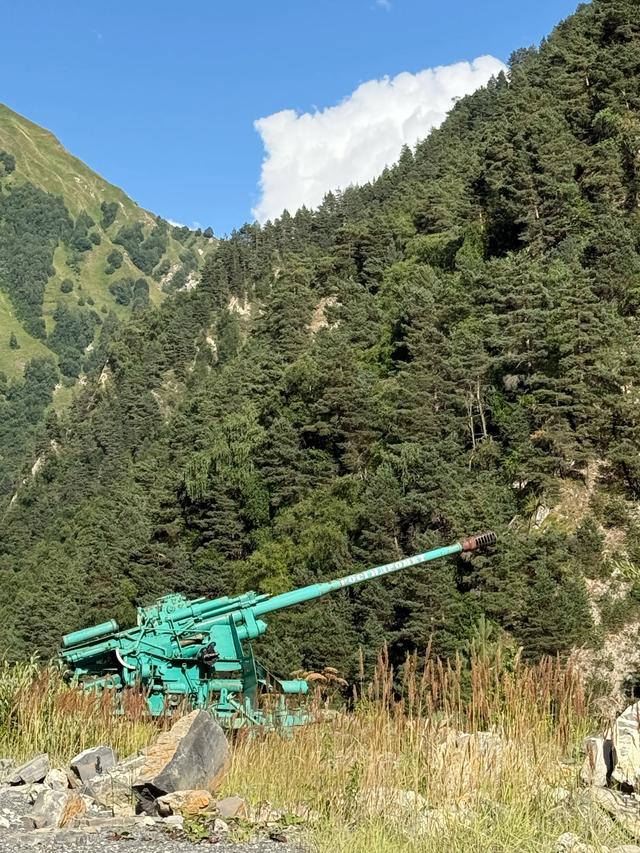 难忘俄罗斯过南奥塞梯边境口岸：闯关记与TCC292的诞生