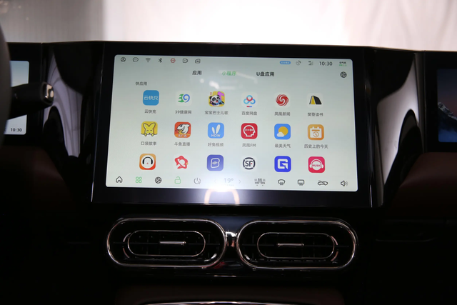 才买2年就被车企“抛弃”？这群车主开始破解车机了