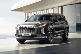 一家六口，建议买大6座SUV，看看这三款车，四轮驱动安全，动力强图片