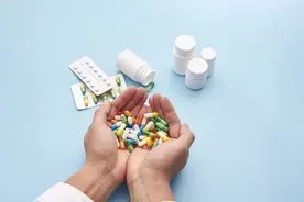 血脂正常了，他汀可以停吗，长期服用他汀有什么影响吗？图片