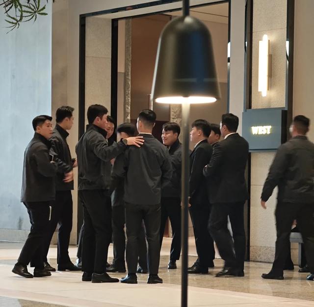 APEC在韩国庆州，吃饭各种泡菜逛街有汉字门匾，这是东亚文化之都