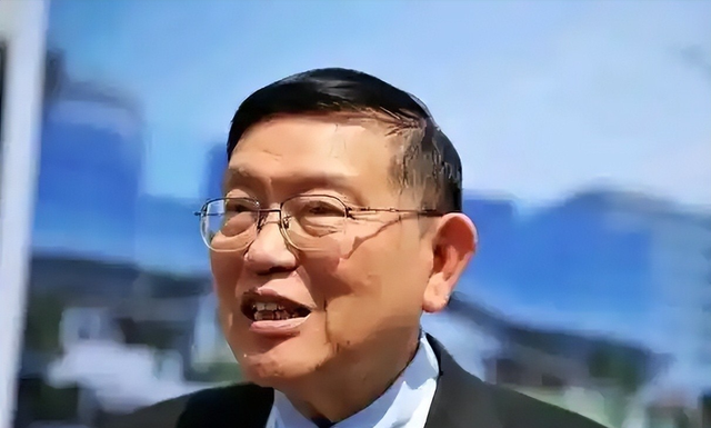 “中国芯片之父”张汝京，为回大陆造芯片，被开除台湾省户籍