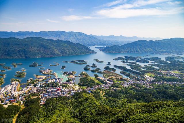 找个人少的地方，给自己放个假，这6个地方，山川湖海很精彩