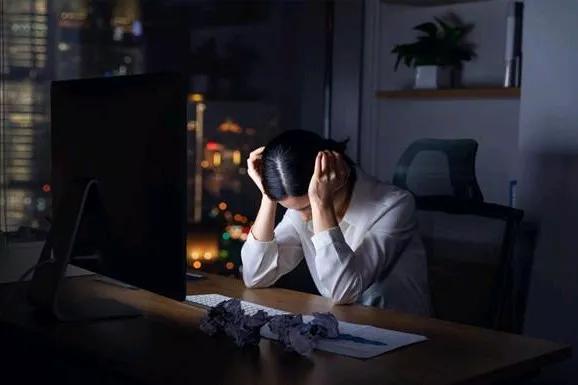 钱再多有什么用？51岁影帝黄渤如今的现状，给我们所有人提了个醒